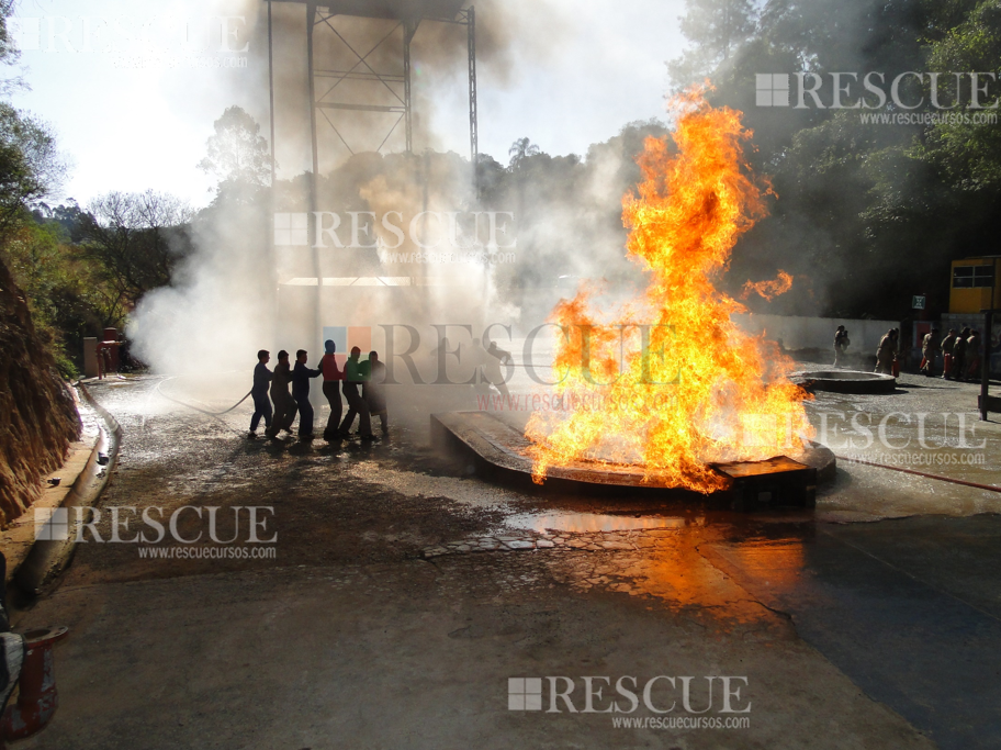 Curso Brigada de Incêndio e Primeiros Socorros Curso Brigada de Incêndio e Primeiros Socorros